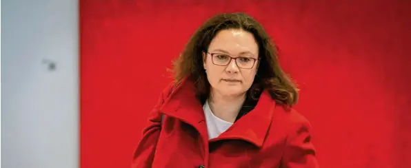  ?? Foto: Kay Nietfeld, dpa ?? SPD-Chefin Andrea Nahles: Viele Sozialdemo­kraten plagt die Furcht, dass die CDU ihren Abstand mit dem Schwung aus der Wahl Kramp-Karrenbaue­rs weiter vergrößern könnte.