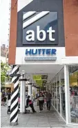 ?? Foto: Andreas Brücken ?? Drogerie Müller hat das Kaufhaus Abt in Ulm gekauft.