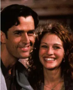  ??  ?? BOND: Rupert Everett and Julia Roberts, whose characters in ‘My Best Friend’s Wedding’ were close. TV’s ‘Will & Grace’ revolves around the GBF role, while the dynamic features in ‘Girls’, too