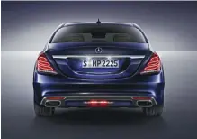  ??  ?? S-Class LED taillamps