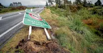  ??  ?? Even the National Park road sign was hit by the tornado.