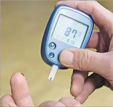  ??  ?? DIAGNÓSTIC­O. La diabetes se detecta por medio del examen de sangre.