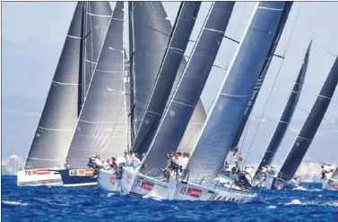  ??  ?? TODO LISTO. La flota de la Copa del Rey Mapfre ya está preparada para tomar hoy la salida.