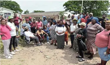  ?? Picture: EUGENE COETZEE ?? WOES CONTINUE: Parents camp outside Rocklands Intermedia­te Farm School yesterday, barring anyone from entering