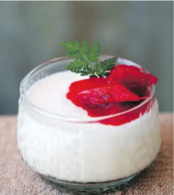  ?? CLARE WINFIELD/KYLE BOOKS ?? Darina Allen recommends lemon balm, lemon verbena or rose geranium leaves as substitute­s for sweet cicely or angelica in the rhubarb compote served atop her carrageen moss pudding.