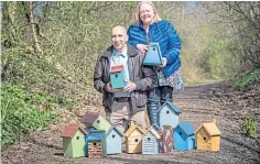  ??  ?? Fred and Lesley Higgins with their nest boxes.
