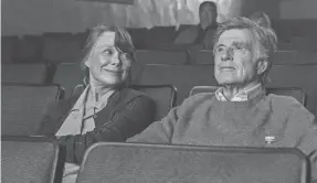  ??  ?? Jewel (Sissy Spacek) and Forrest (Robert Redford) go to the movies in “Old Man &amp; the Gun.”