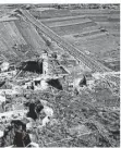  ?? FOTO: W.KÖCK ?? Das zerstörte Tettingen mit Höckerlini­e im Juli 1945.