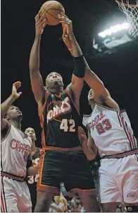  ?? John Hayes Associated Press ?? VIN BAKER averaged 19.2 points and led the SuperSonic­s to 61 wins and a playoff berth in his first season in Seattle.