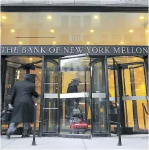  ??  ?? El New York Mellon Bank es el tenedor del bono soberano de 1,000 millones de dólares colocado en 2013.