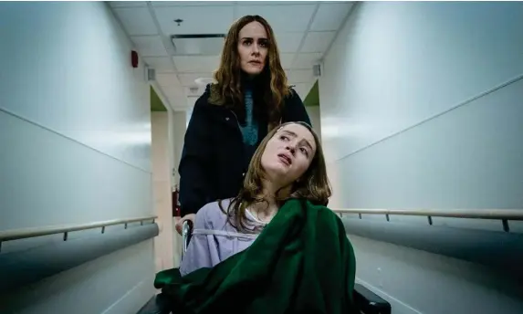  ?? (Netflix) ?? Sarah Paulson as Diane and Kiera Allen as Chloe in ‘Run’