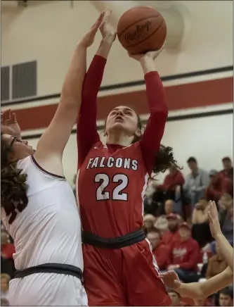  ?? JENNIFER FORBUS — FOR THE MORNING JOURNAL ?? Firelands’ Isabella Zvara shoots against Rocky River on Feb. 26.