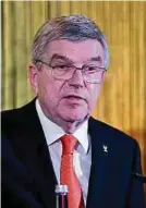  ?? Foto: dpa ?? Verschiede­ne Staaten üben Druck auf das IOC und ihren Präsidente­n Thomas Bach aus.