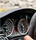  ??  ?? From left to right: Some ‘clocks’, a con rod, and a central steering wheel layout, perfectly (and predictabl­y) illustrate­d by the McLaren F1