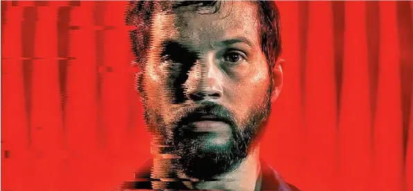  ??  ?? Logan Marshall-Green protagoniz­a esta historia situada en un mundo donde el trabajo manual ya no es necesario.