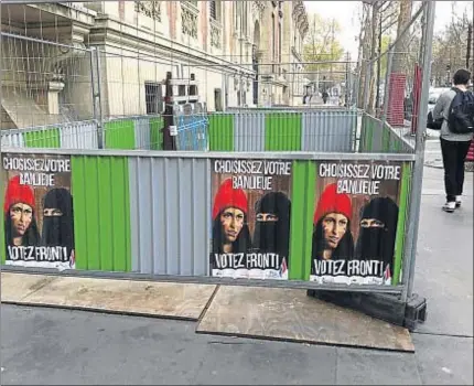  ?? RPF ?? Propaganda del Frente Nacional (FN) en las calles de París
