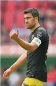  ?? FOTO: DPA ?? Zufrieden trotz schwacher Leistung: BVB-Kapitän Sokratis