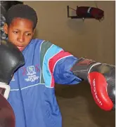  ?? Photo: Blake Linder ?? Emihle Nelson during training with Masiphakam­e Boxing Club in Dam-seBos.