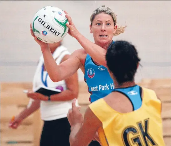  ?? Photo: GETTY IMAGES
Photo: DOUG FIELD/FAIRFAXNZ ?? Target sighted: Southern Steel midcourter Phillipa Finch training at the Stadium Southland velodrome this week.