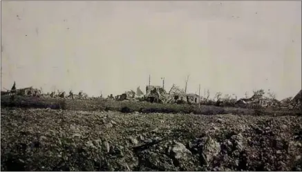  ??  ?? Après les combats de la Grande Guerre, il ne restait plus rien de Riencourt-lès-Cagnicourt (Pas-de-Calais).