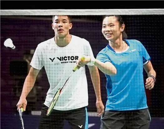  ??  ?? By TAN MING WAI Hard at work: Puchong United Badminton Club’s Tai Tzuying of Taiwan (right) warming up during a training session at the Arena of Stars at Resorts World Genting yesterday. — MUHAMAD SHAHRIL ROSLI / The Star.