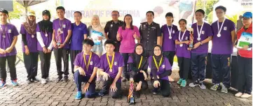 Smk Chung Hua Miri Tops In Consumerism Challenge Pressreader