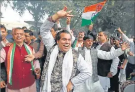  ?? SANCHIT KHANNA/HT PHOTO ?? Congress supporters celebrate their party’s performanc­e in five assembly elections in New Delhi on Tuesday.