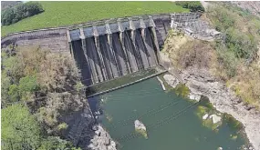  ??  ?? Electricid­ad. El precio de la energía depende del costo de la generación y cambia cada tres meses. Además de la tarifa, hay otros cargos que el usuario paga.