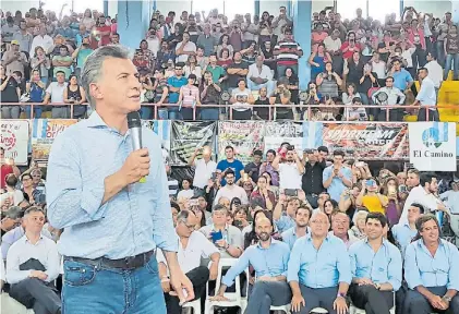  ?? PRESIDENCI­A ?? En Chaco. El presidente Macri, ayer, en un acto donde hizo un anuncio sobre el Belgrano Cargas.