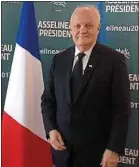  ??  ?? François Asselineau, président de l’UPR, dans son QG, mardi.
