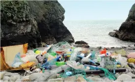  ?? ?? End the scourge: A bottle deposit scheme could reduce litter