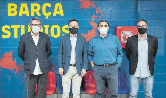  ?? FOTO: FCB ?? Santi Nolla (director y CEO de MD), Josep Maria Bartomeu (presidente del FC Barcelona), Ferran Correas (L’Esportiu) y Lluís Mascaró (Sport), en la entrevista de ayer en Barça Studios