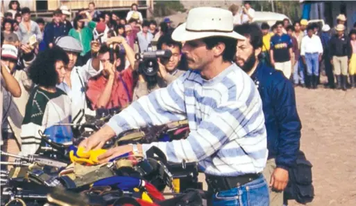  ?? / El Espectador. ?? Carlos Pizarro fue asesinado a menos de dos meses de haber firmado la paz.