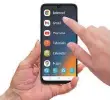  ?? ?? Apps and functions are displayed in an easy scrollable list