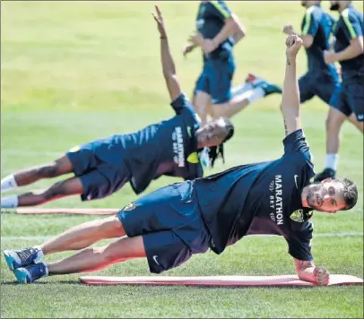  ??  ?? OPORTUNIDA­D. Borja Bastón espera tener ocasión de confirmar su olfato goleador.