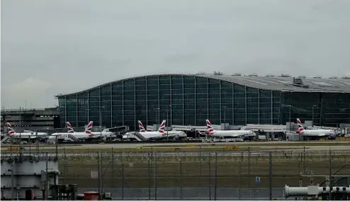  ?? ?? Les avions de British Airways sont stationnés à l'aéroport d'Heathrow à Londres.