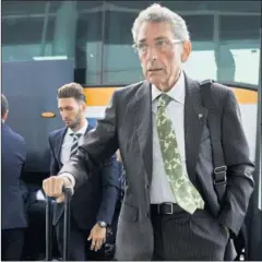  ??  ?? VENTA. Mouriño ganará en torno a 100 millones de euros.