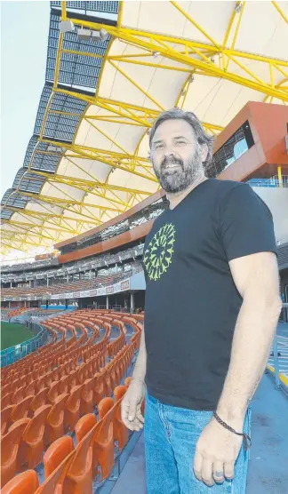  ?? Picture: MIKE BATTERHAM ?? Mark Teis of Joining Hands will be among those taking part in Gold Coast Homeless Connect at Metricon Stadium today.