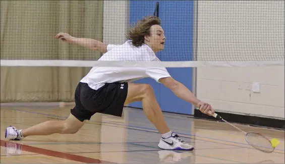  ?? STEVEN MAH/SOUTHWEST BOOSTER ?? Shaunavon’s Nixon Voll was in action for the Shadows in boys singles at the SWAC District Championsh­ips in Swift Current Saturday.