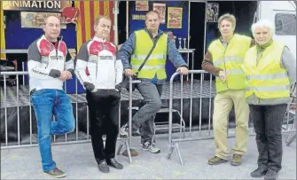  ??  ?? La dernière course des bosses à Pollestres en présence de Michel Melidonis