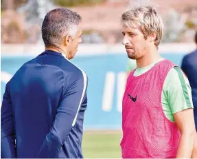  ??  ?? José Gomes recebeu no plantel alguém que “jogou com os melhores”