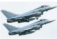  ?? FOTO: DPA ?? Eurofighte­r bei einer Übung.