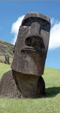  ?? (Sipa) ?? Están registrado­s 900 Moai en la Isla de Pascua.