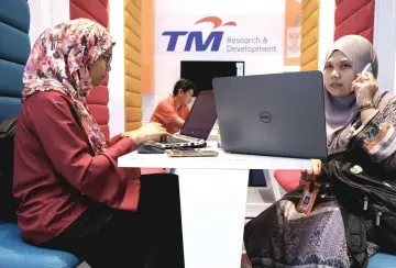  ??  ?? TM’s potential takeover of the MYTV has been viewed negatively by analysts as the takeover will have a substantia­l impact on the company. — Bernama photo