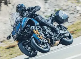  ??  ?? Yamaha is introducin­g the three-wheel 2019 Niken GT to Canada.
