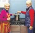  ?? FM5021742 ?? Lynne Miller and Maggie Heaton in the shelter kitchen