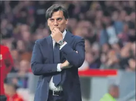  ?? FOTO: EFE ?? La cara de Montella, un poema en la final de Copa en el Wanda Metropolit­ano