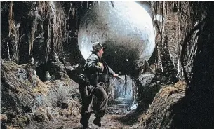  ?? ALL IMAGESE PARAMOUNT PICTURES ?? Ford had to outrun the boulder from the film’s opening sequence 10 times. The fibreglass and plaster behemoth weighed 138 kg (300 pounds).