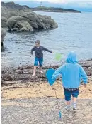  ?? ?? Family fun at Elie.