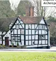  ??  ?? SHIVER MY TIMBERS The Old Bull Inn, Inkberrow, inspired The
Archers pub